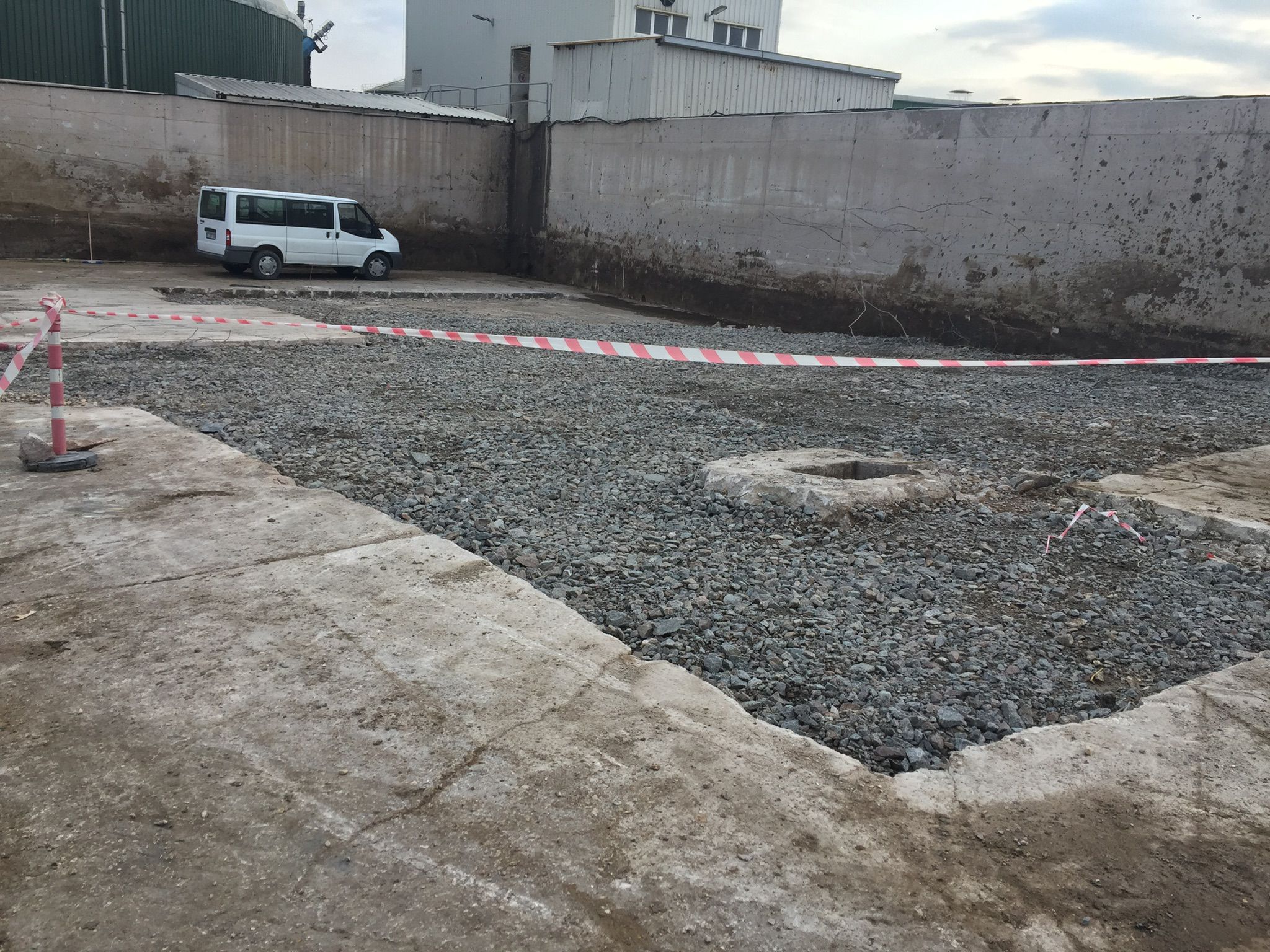 Bursa çiftlik beton dökümü 